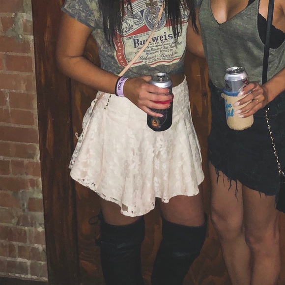 Cream Lace Mini Skirt - Picture 5 of 7